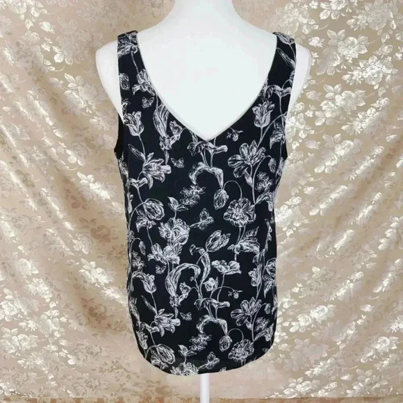 Halogen Black and White Floral Blouse Tank Top Business Casual Office Size S - Picture 5 of 8